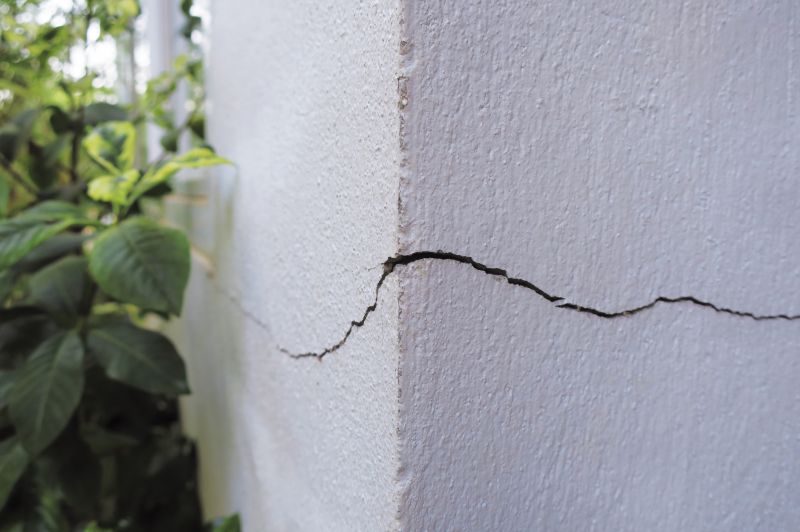 Structural Crack Repair in Mount Dora, FL